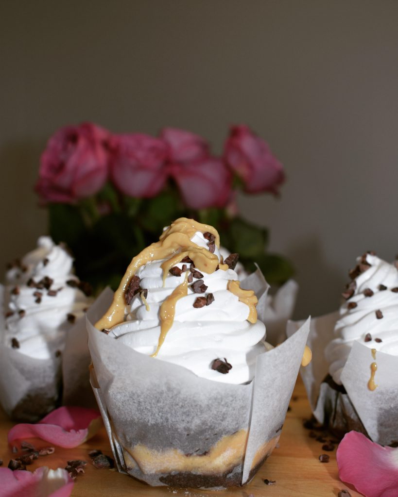 ČOKOLADNO ARAŠIDOVI KOLAČKI Z MARSHMALLOW KREMO 3 100 1 MakeSomeSweets