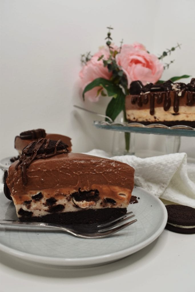 OREO ČOKOLADNA TORTA 1 Image 8 19 20 at 7.44 PM 2 MakeSomeSweets