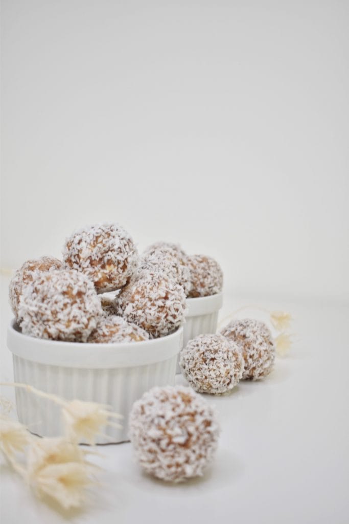 ZDRAVE PRESNE KROGLICE S KOKOSOM 1 Image 2 26 21 at 4.13 PM MakeSomeSweets